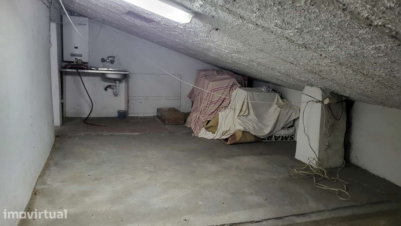 APT T-3 COM SOTÃO, SEM CONDOMÍNIO! - Grande imagem: 4/26