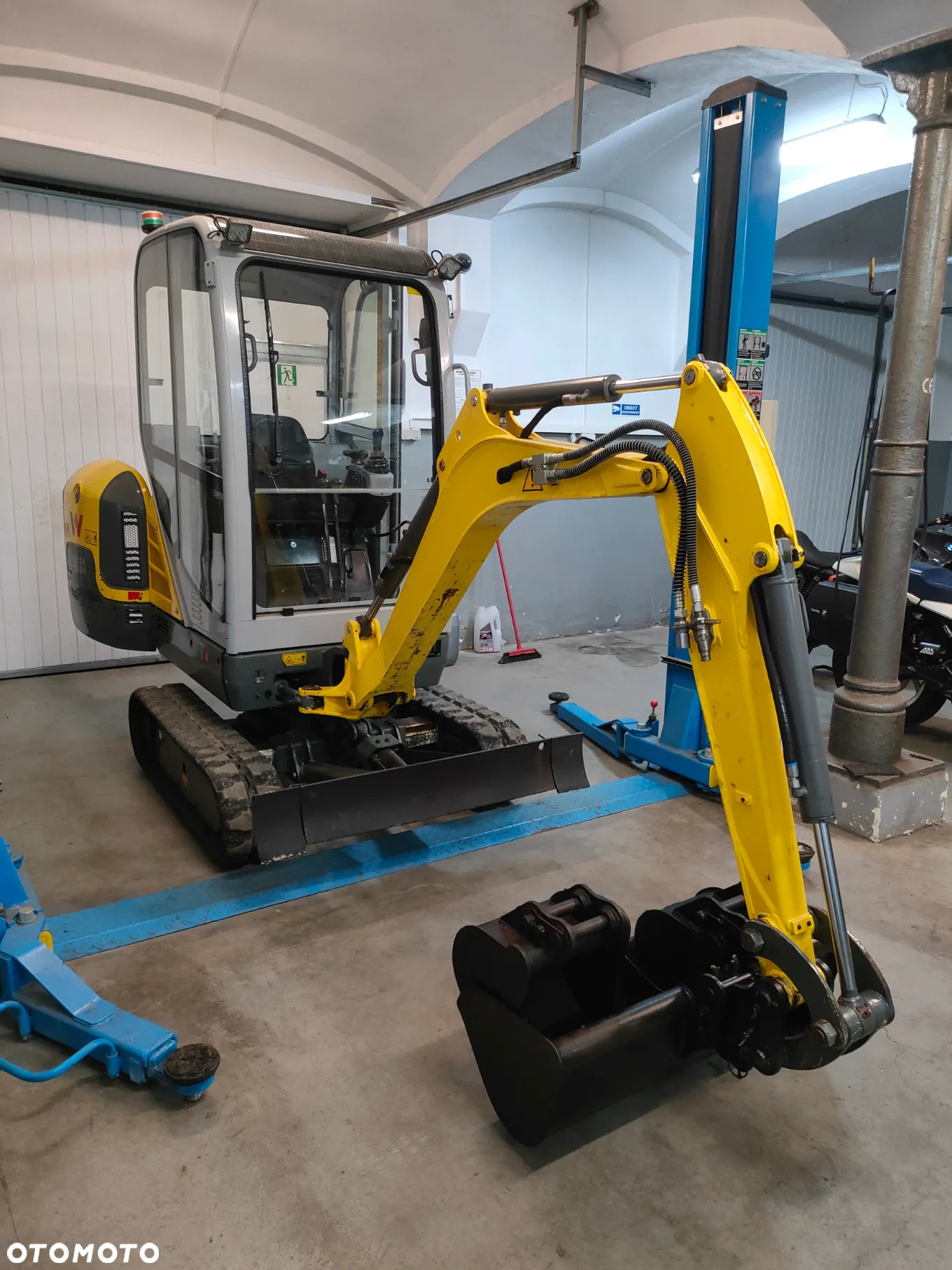 Wacker Neuson ET 16 2022rok tylko 740 mtg 3 łyżki - 12