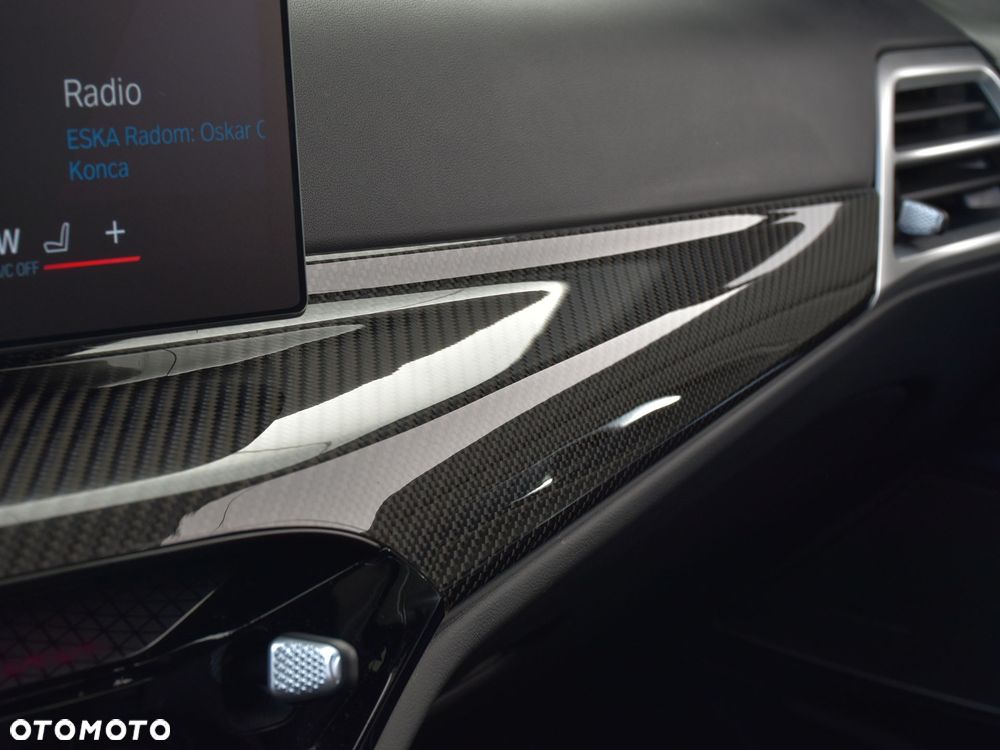 BMW M3 Competition xDrive sport - 32