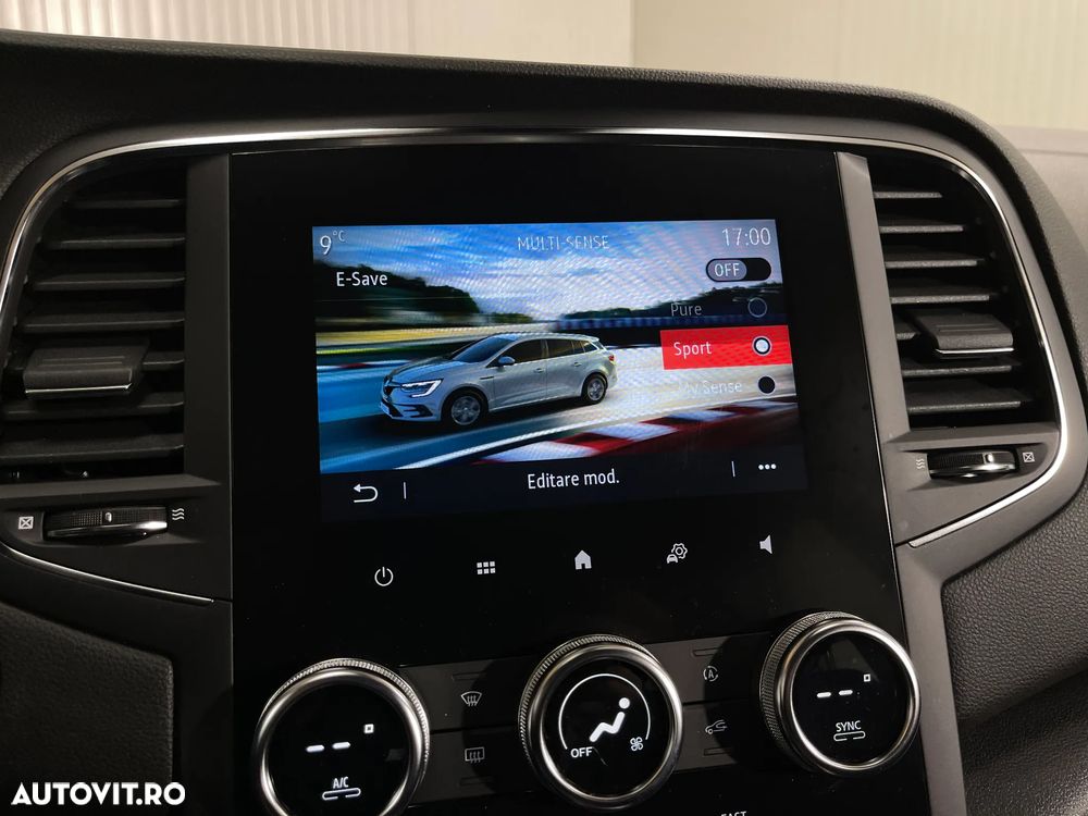 Renault Megane E-TECH 160 BUSINESS EDITION - 18