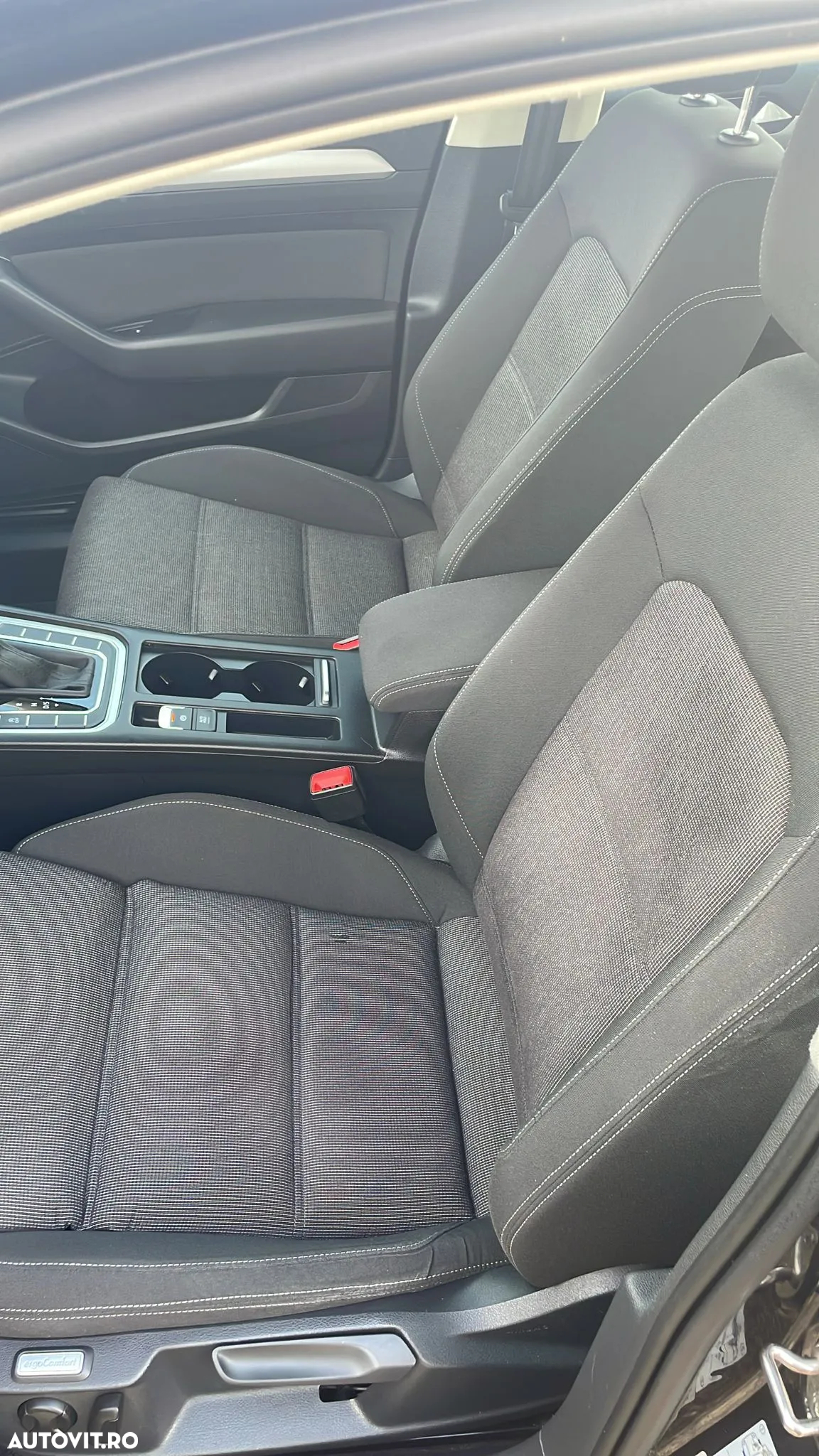Volkswagen Passat - 6