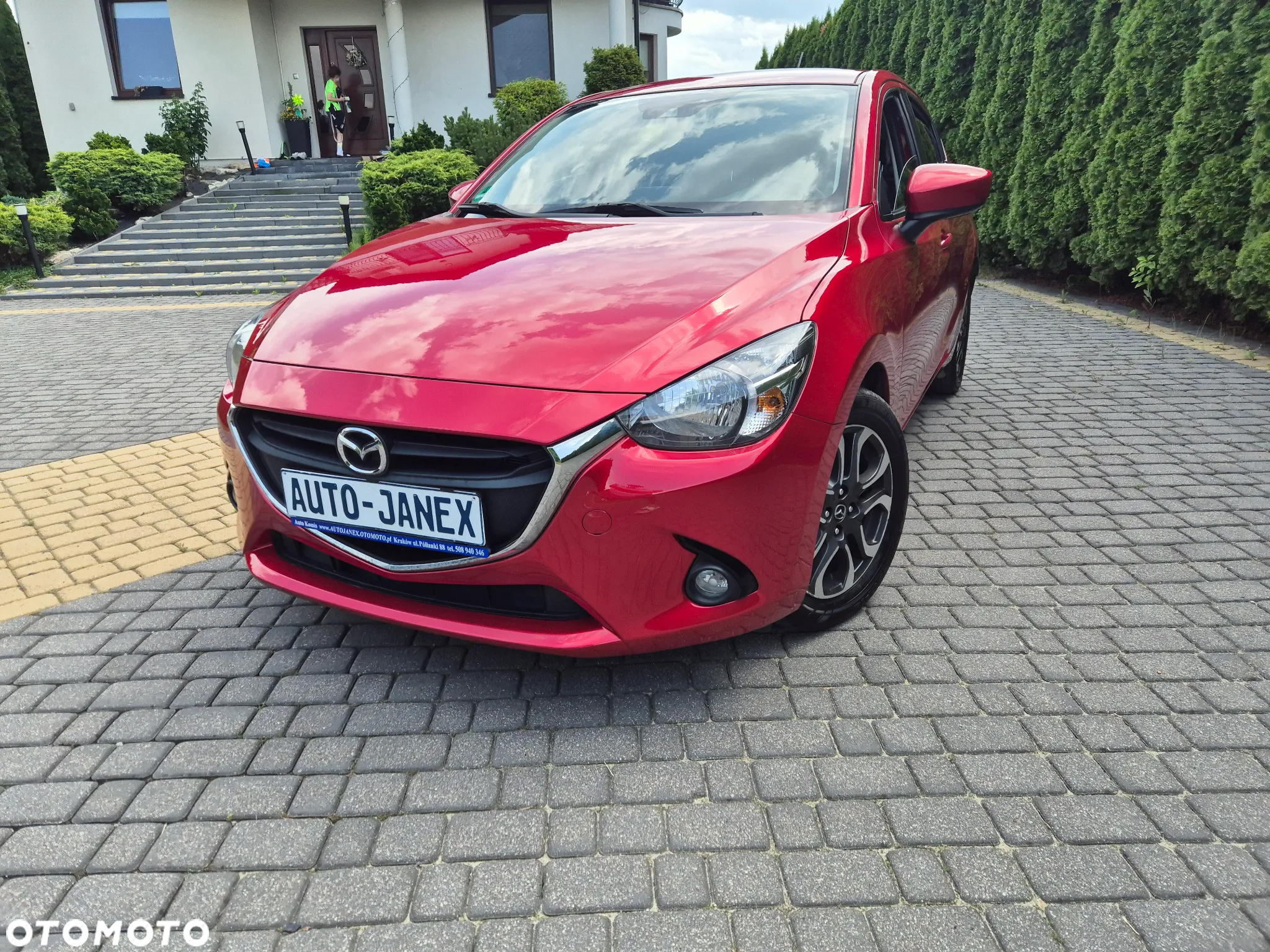 Mazda 2 SKYACTIV-G 90 Exclusive-Line - 2