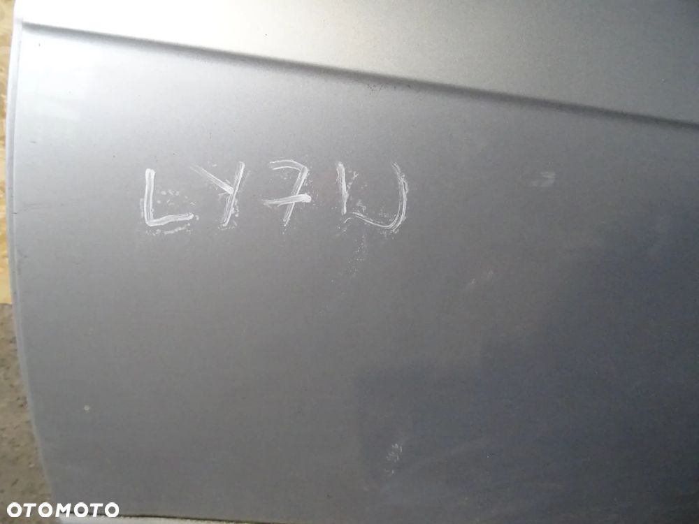 Drzwi Audi A4B7 kombi Lakier(LY7W) Lewy Tył - 3