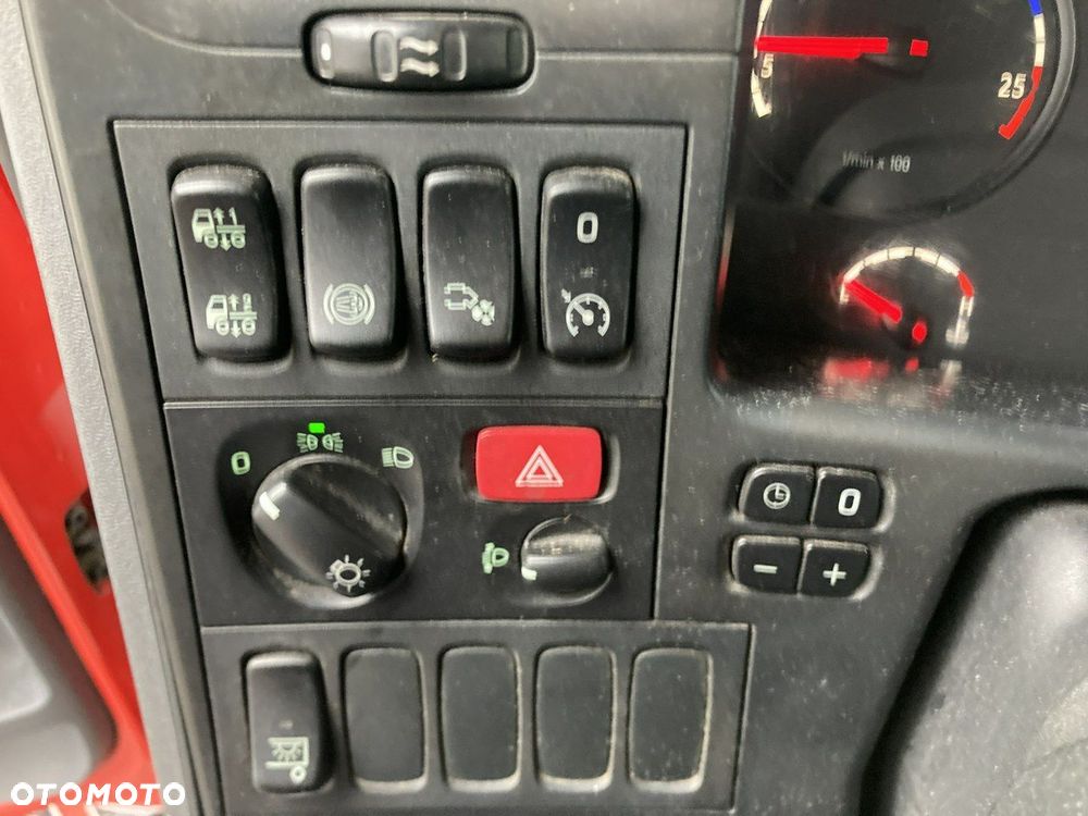 Scania Scania G320 Wózek PALFINGER Firanka Plandeka plandeka Moffett 2012 - 19