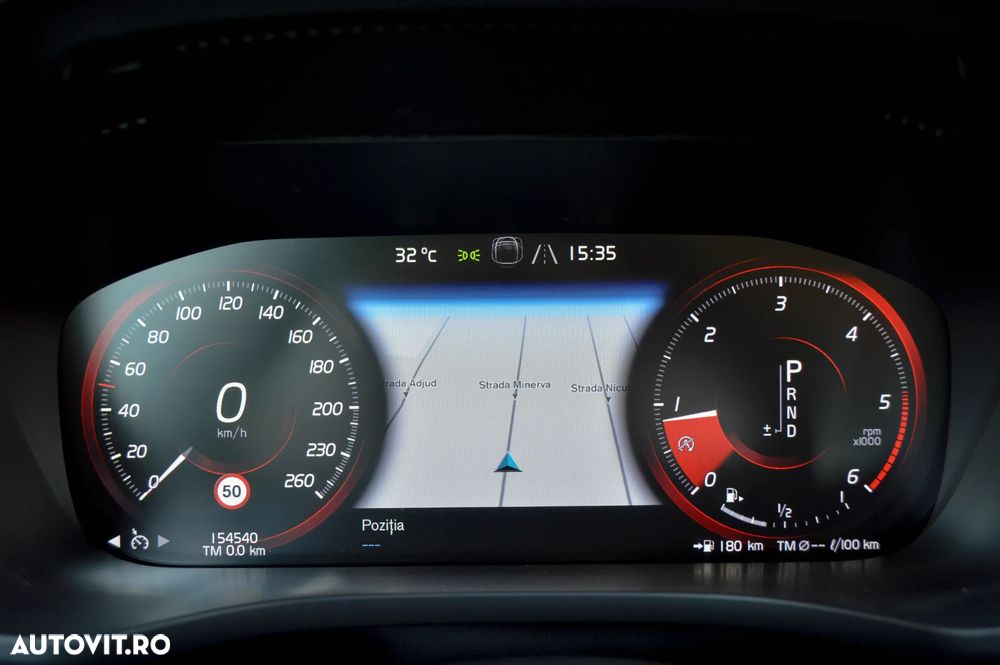Volvo XC 60 D4 AWD Geartronic Momentum - 9