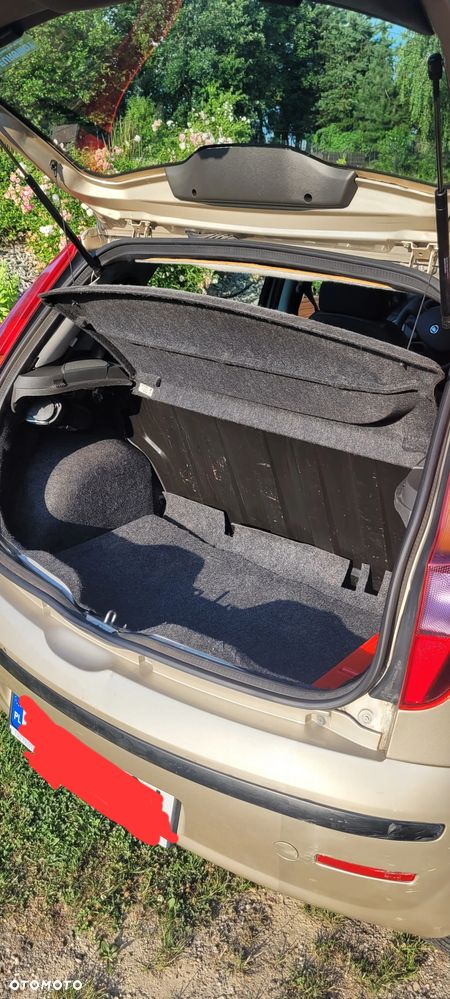 Fiat Punto 1.2 8V - 7