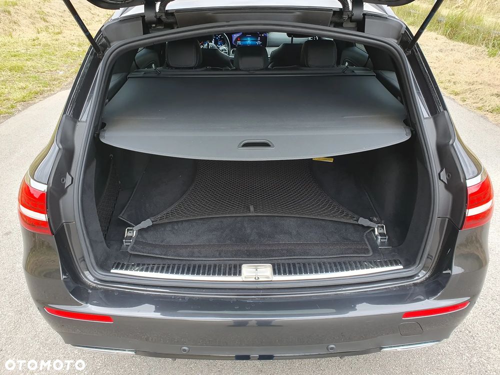 Mercedes-Benz Klasa E 400 d 4Matic 9G-TRONIC AMG Line - 11