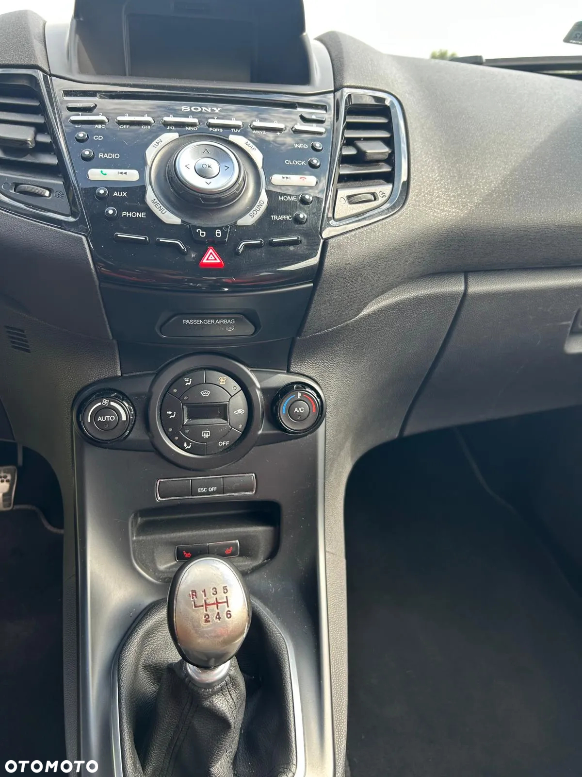 Ford Fiesta ST2 - 13