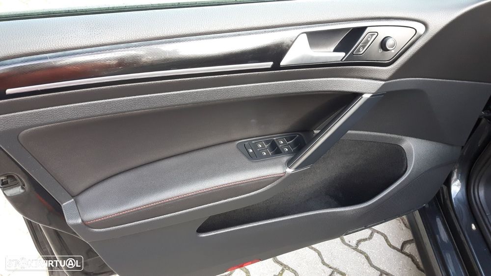 VW Golf 2.0 TSi GTi Performance - 5
