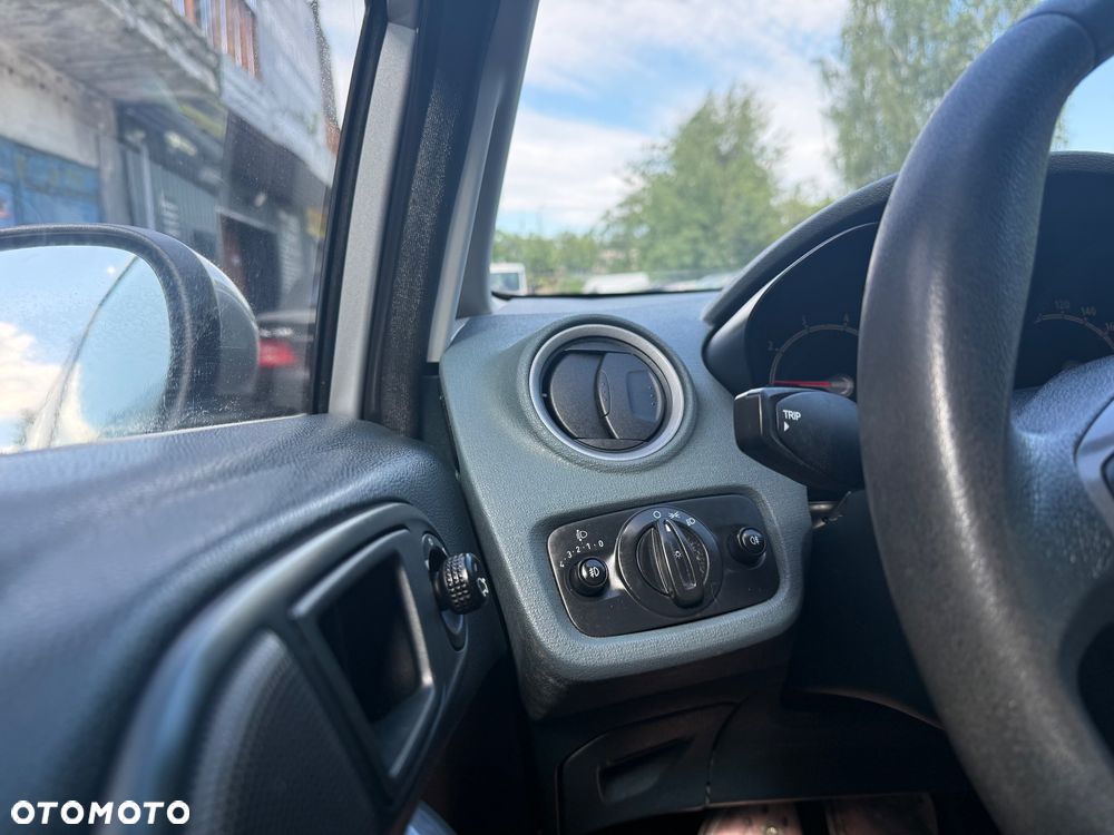 Ford Fiesta 1.25 Gold X - 9