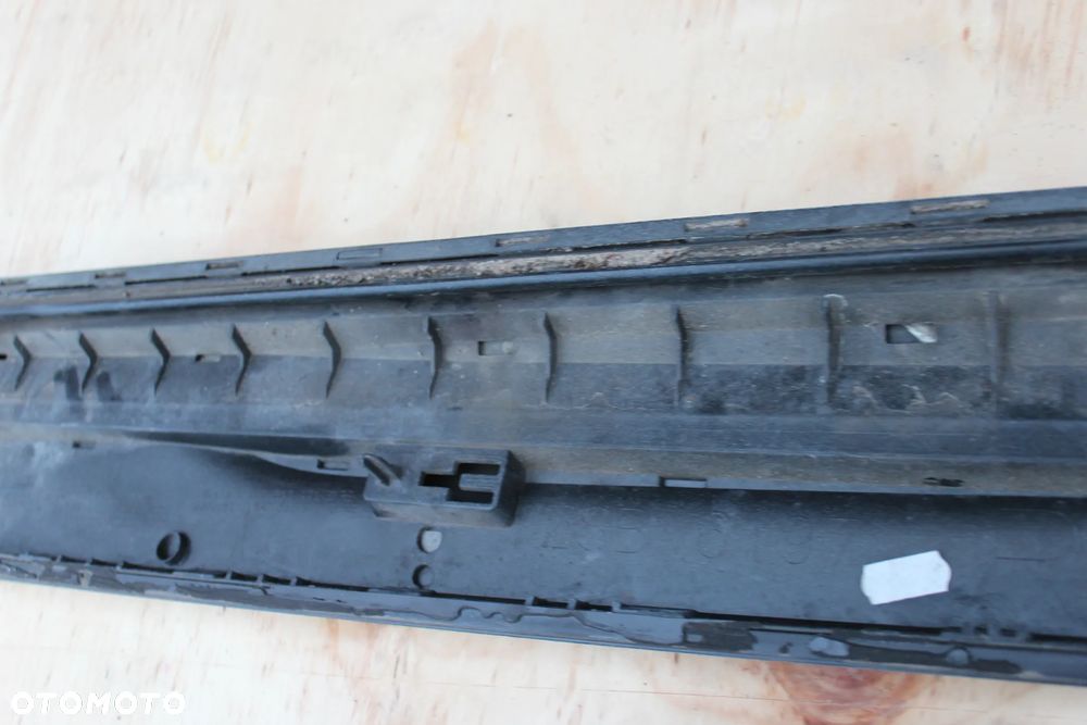 LISTWA DRZWI PRAWY TYŁ AUDI Q5 8R SQ5 8R0853970E EU 2013 - 7