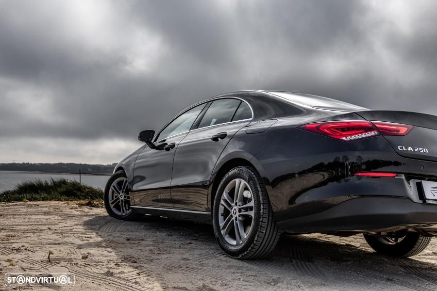 Mercedes-Benz CLA 250 Shooting Brake Progressive Aut. - 9