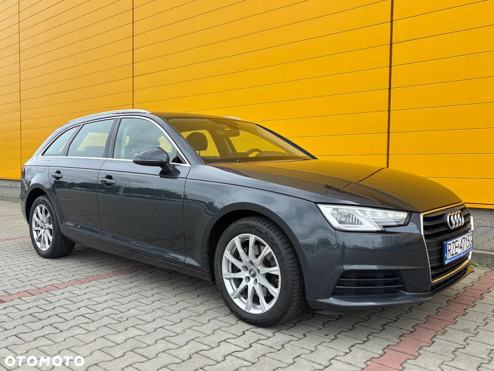 Audi A4 Avant 2.0 TDI S tronic - 2
