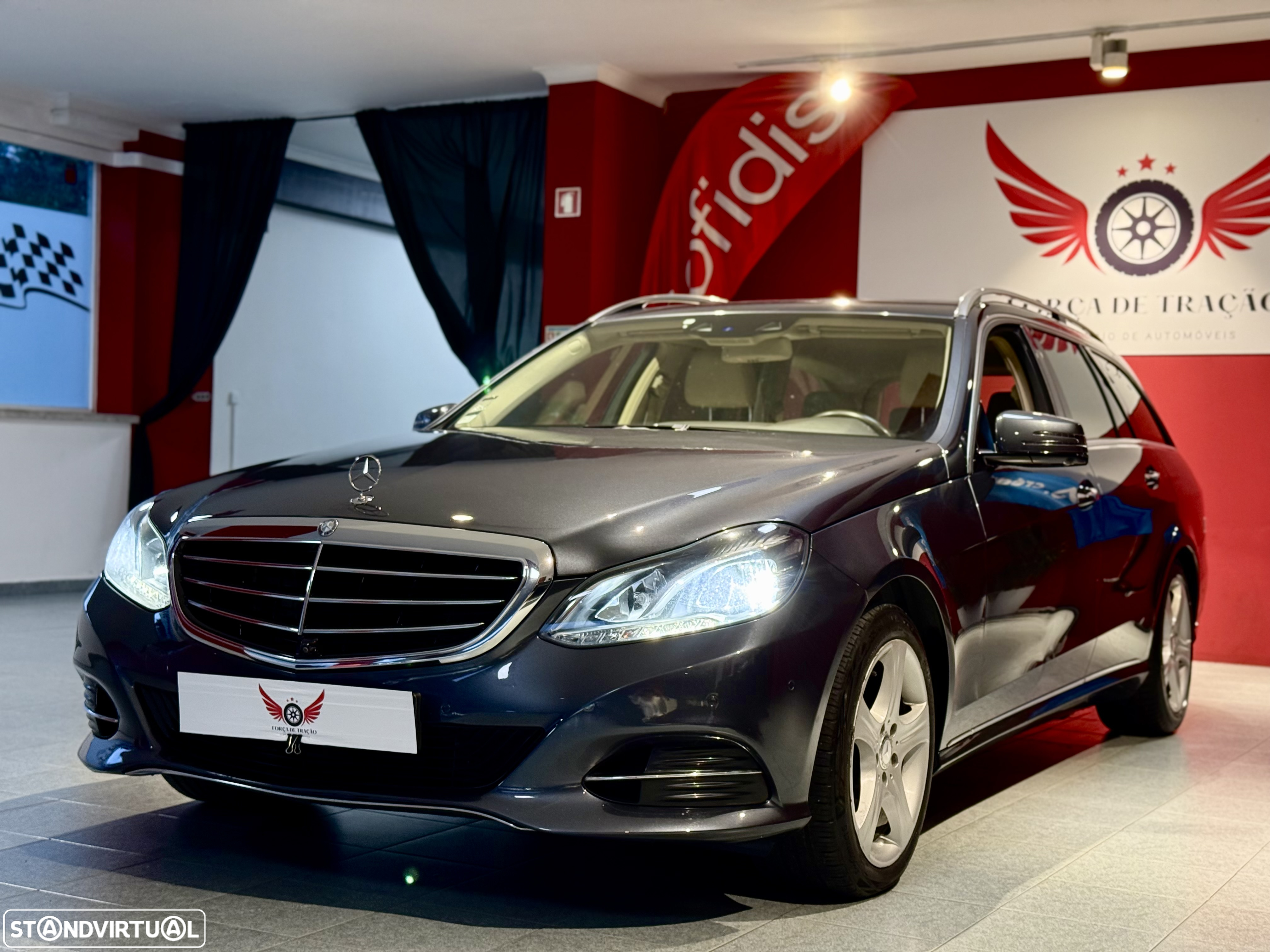 Mercedes-Benz E 350 BlueTEC Avantgarde BE 4-Matic - 3
