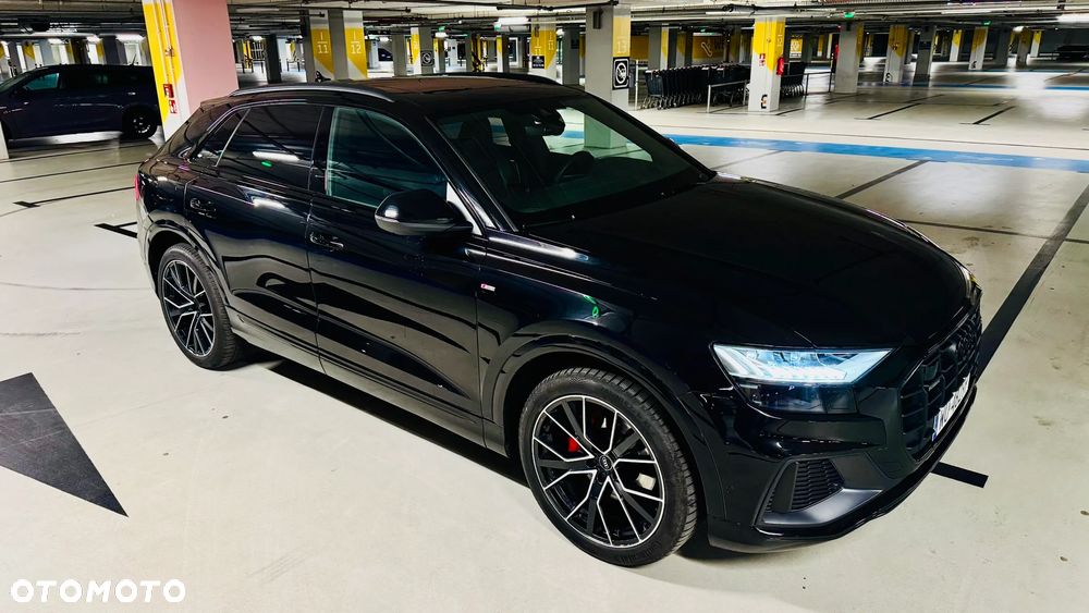Audi Q8 - 10