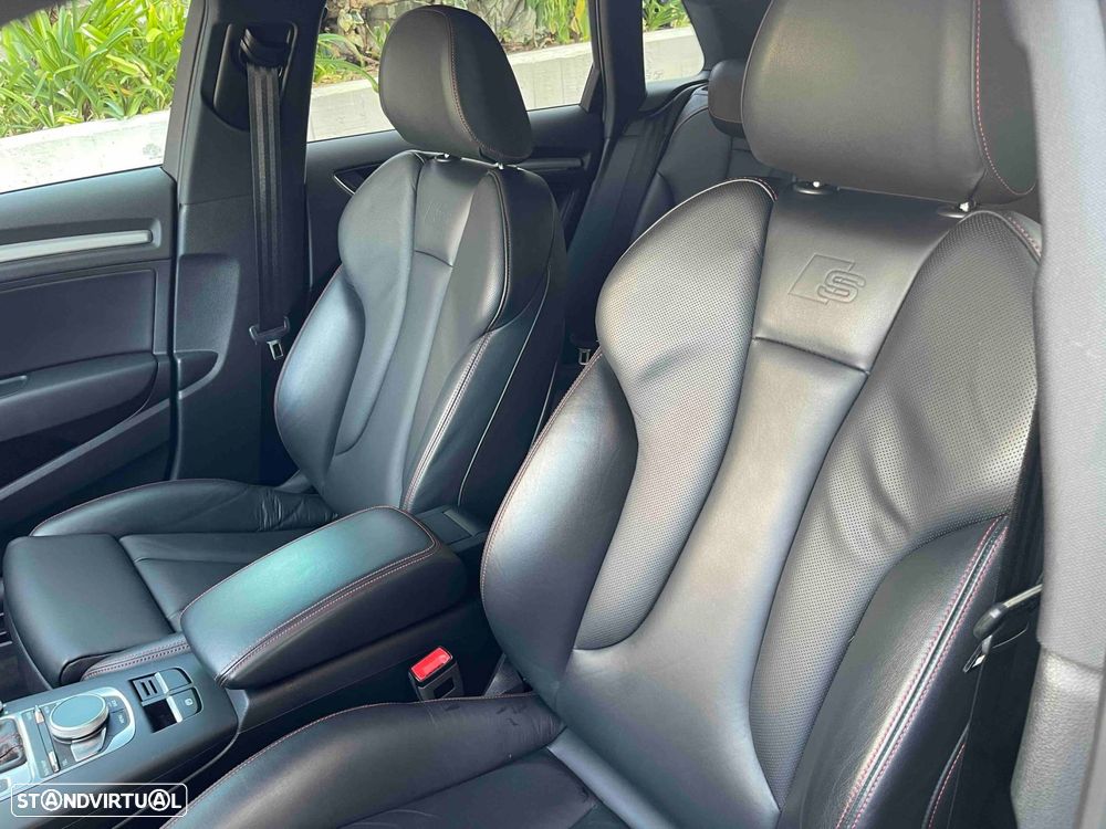 Audi S3 Sportback 2.0 TFSi quattro S tronic - 32