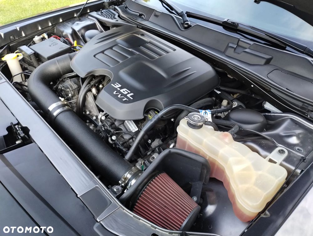 Dodge Challenger - 17