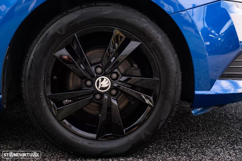 Skoda Fabia 1.0 TSI Essence - 4