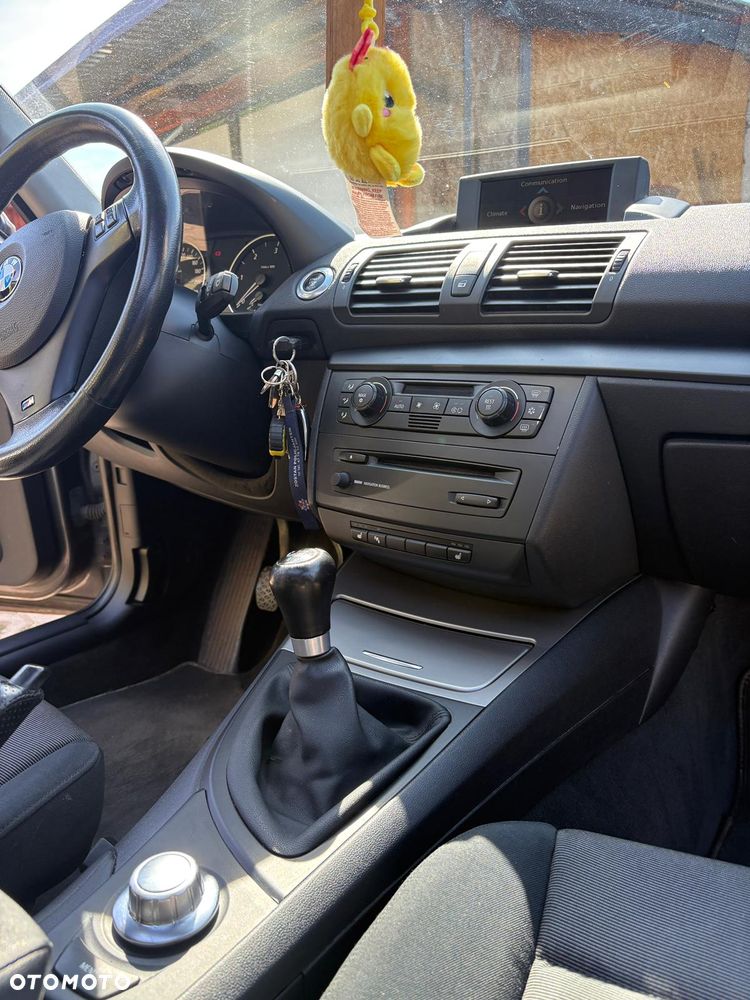BMW Seria 1 120d DPF - 9