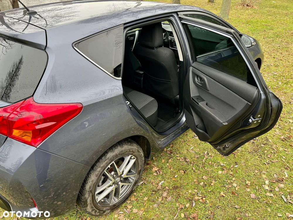 Toyota Auris 1.6 Valvematic Multidrive S Executive - 16