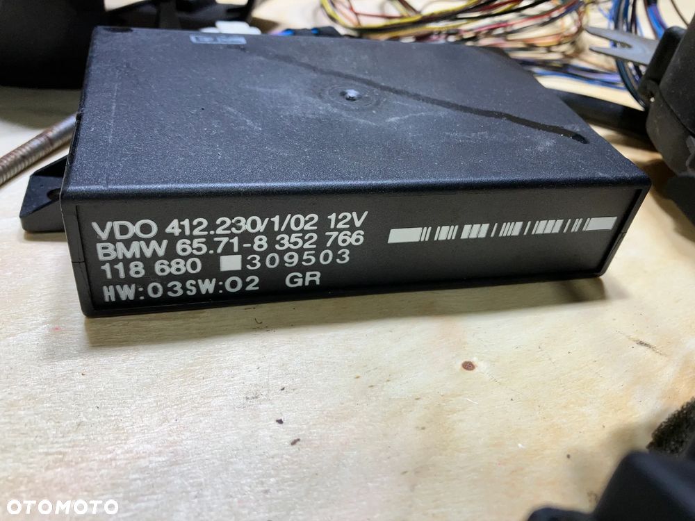 KOMPLETNY TEMPOMAT BMW E36 M52 2.0 2.5 2.8 DO DOPOSAŻENIA DOŁOŻENIA SILNICZEK MODUŁ WIĄZKA MANETKA TEMPOMATU CZUJNIK 8352766 8360043 ZESTAW PO PIN RARYTAS - 4