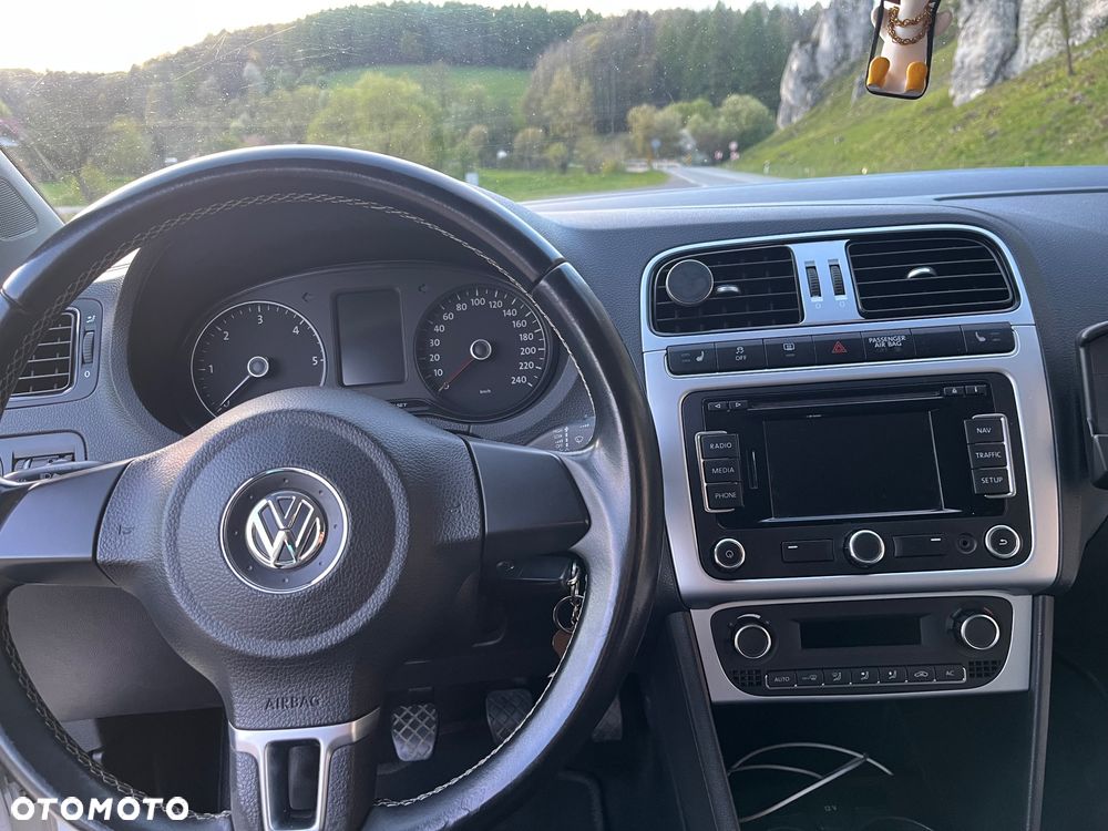 Volkswagen Polo - 12