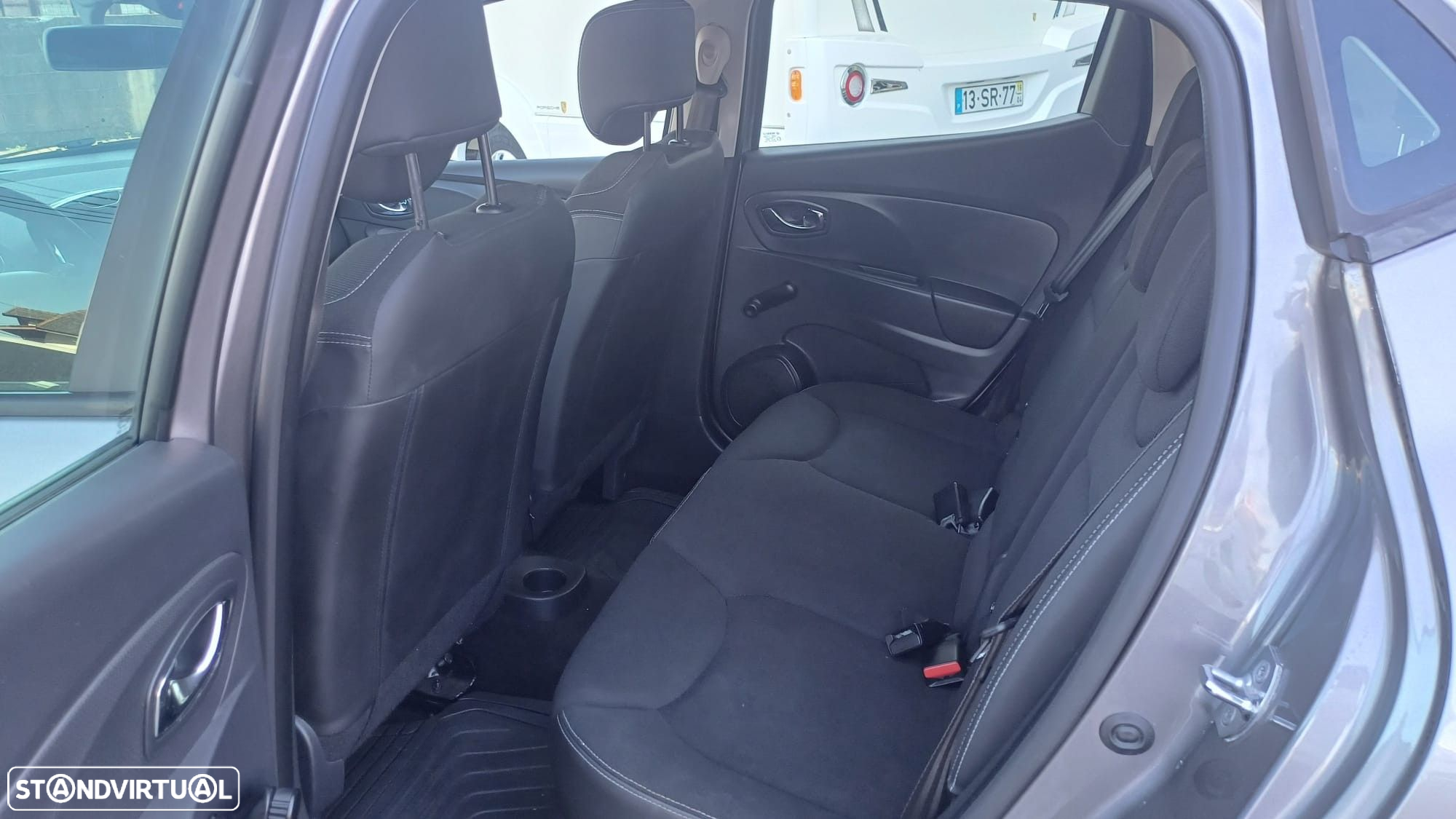 Renault Clio - 13
