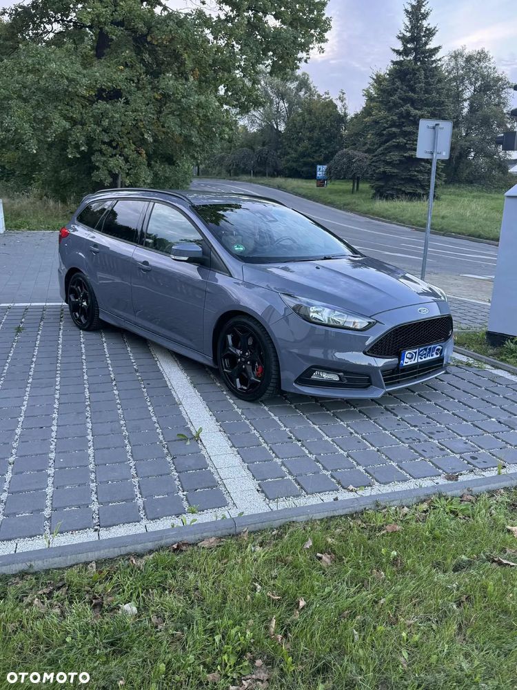 Ford Focus 2.0 EcoBoost ST-2 - 2