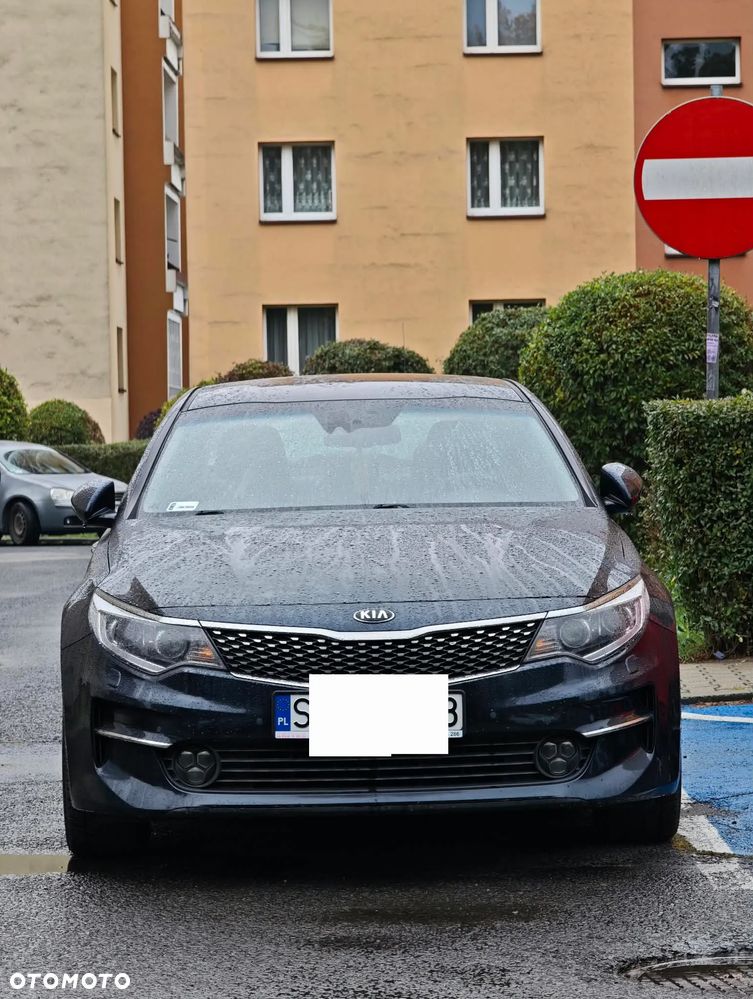Kia Optima - 1