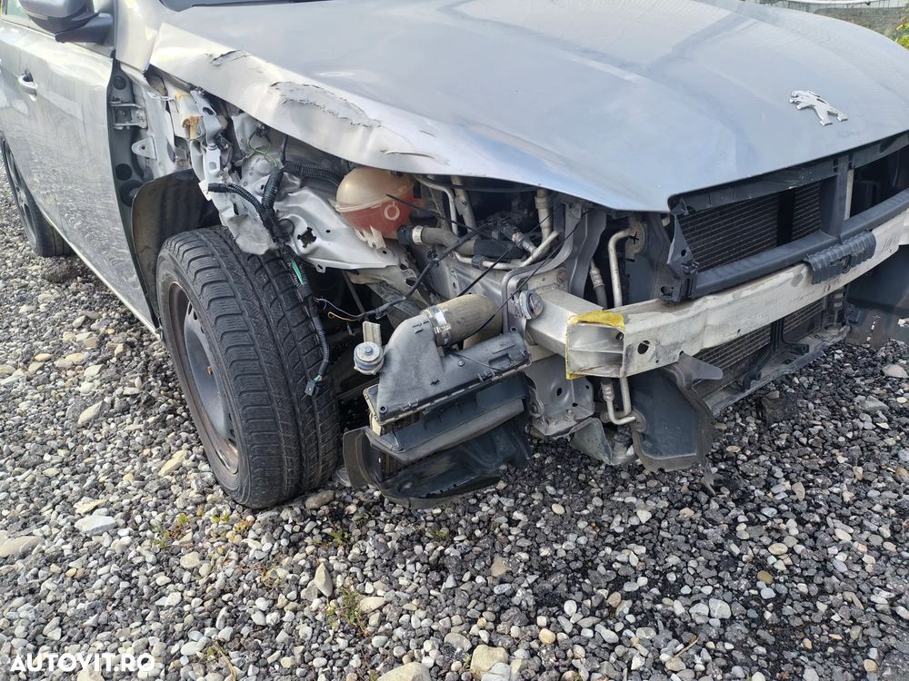 Peugeot 308 1.6 BlueHDi FAP STT Allure - 3
