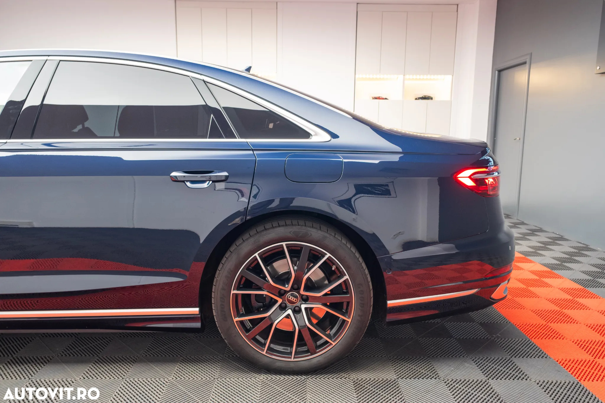 Audi A8 60 TFSI e quattro Tiptronic PHEV - 10