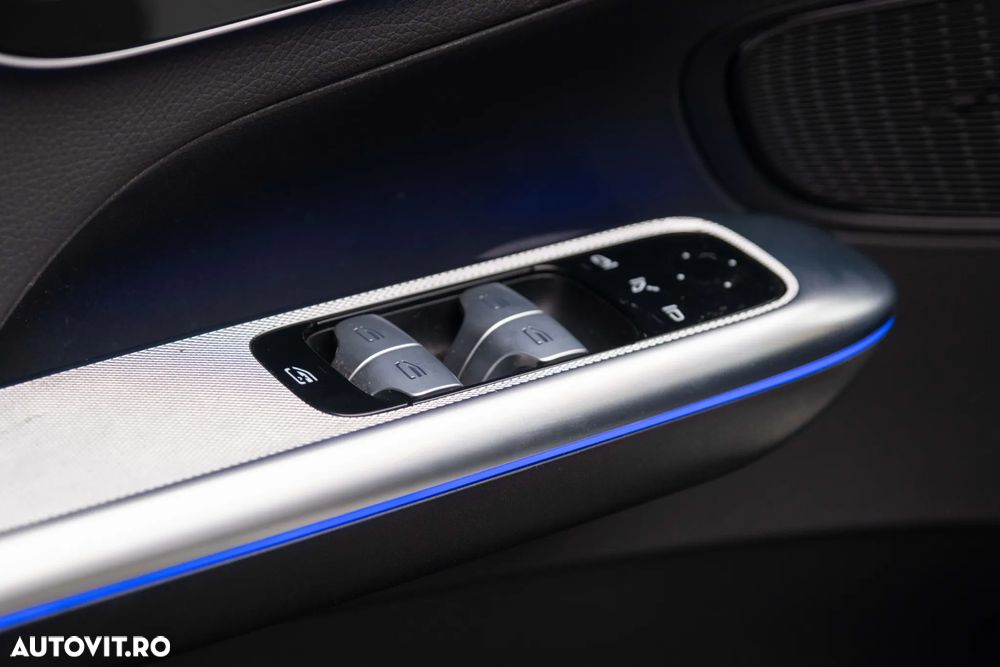 Mercedes-Benz GLC - 26