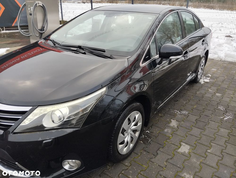 Toyota Avensis 2.0 D-4D Premium - 8