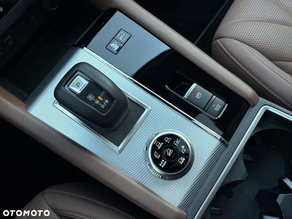 Mitsubishi Outlander - 14