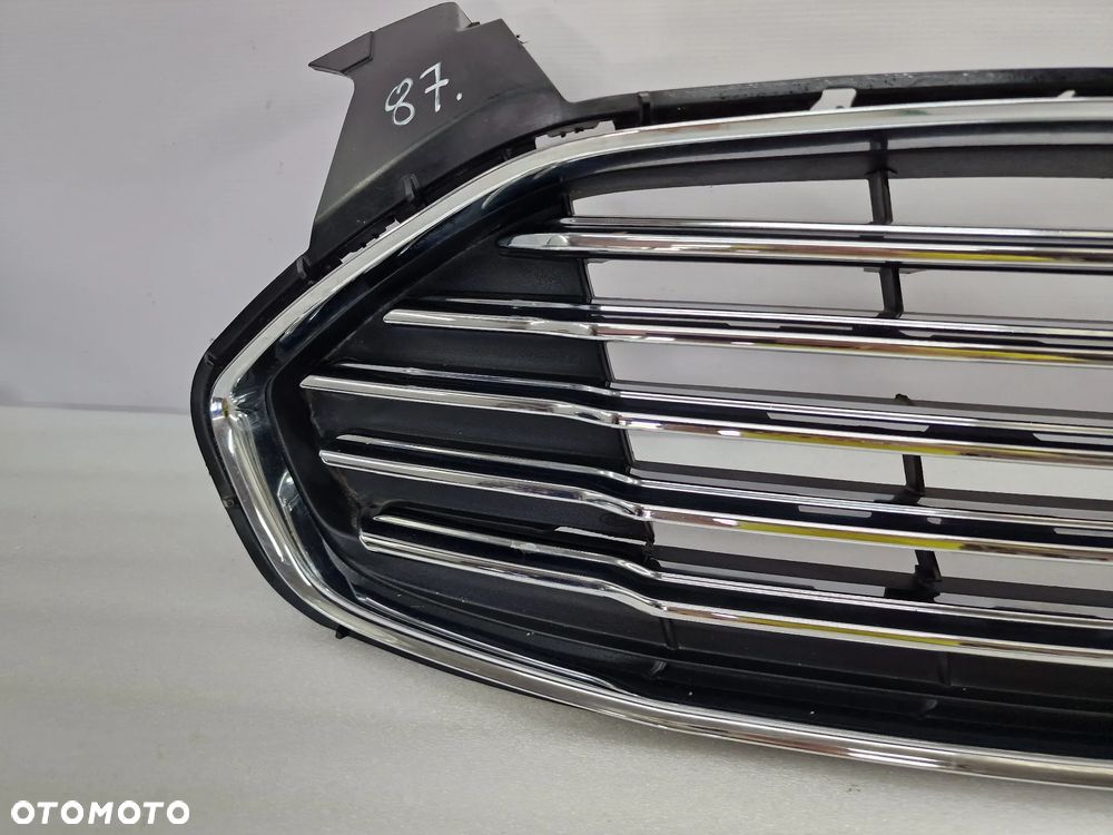 FORD MONDEO MK5 14- ATRAPA / GRILL / KRATKA ŚRODKOWA ZDERZAKA PRZEDNIEGO PRZÓD , NR DS73-8150-J , NR AUKCJI KR87 - 2