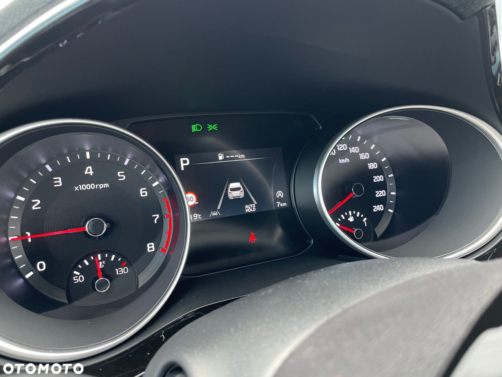 Kia XCeed 1.6 T-GDI Tribute DCT - 30