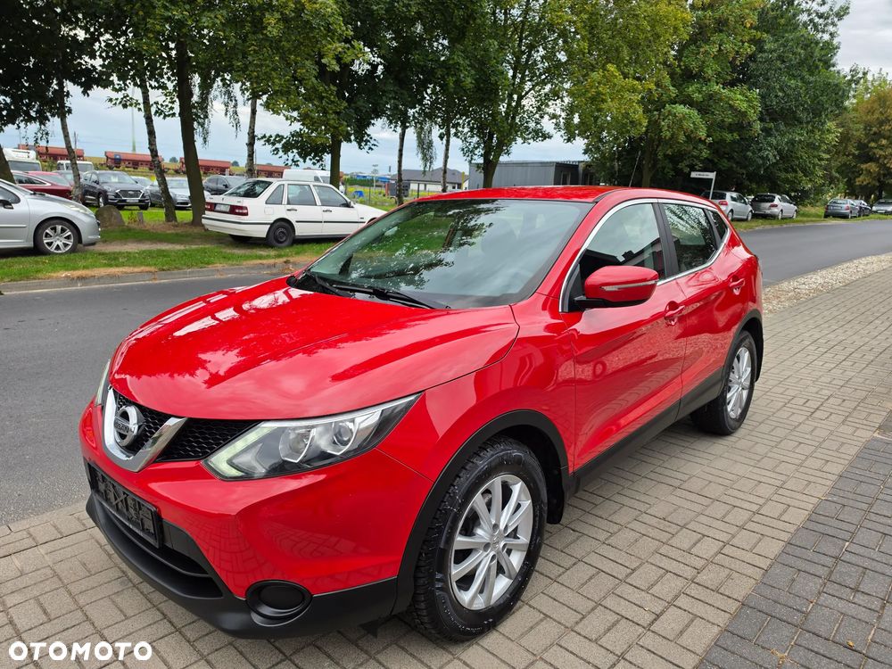 Nissan Qashqai - 1