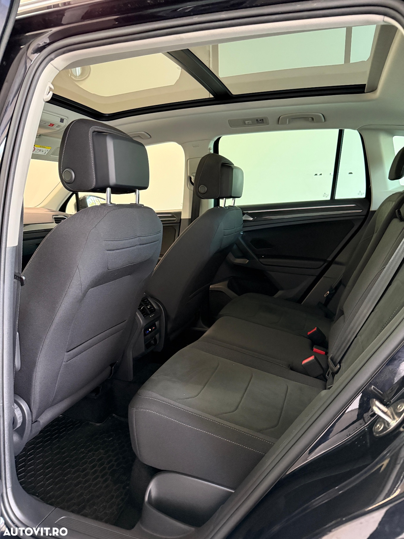 Volkswagen Tiguan 2.0 TDI SCR 4MOTION DSG Elegance - 12
