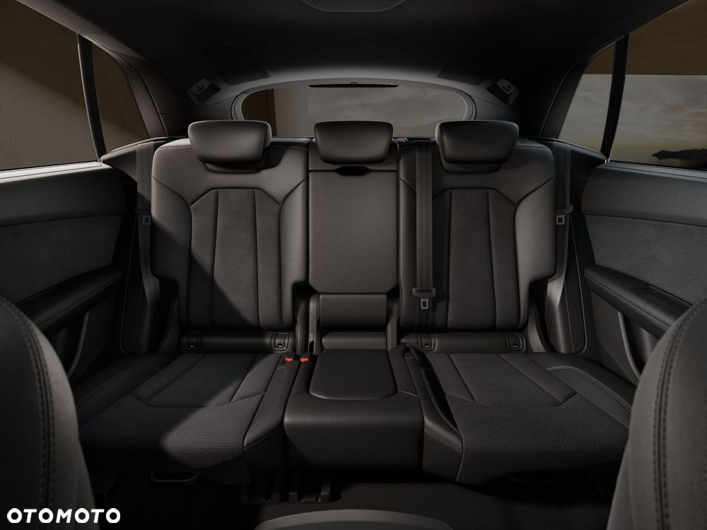 Audi Q8 - 9