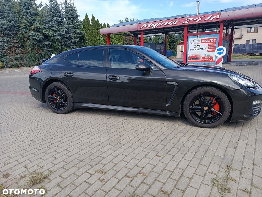 Porsche Panamera 4 - 24