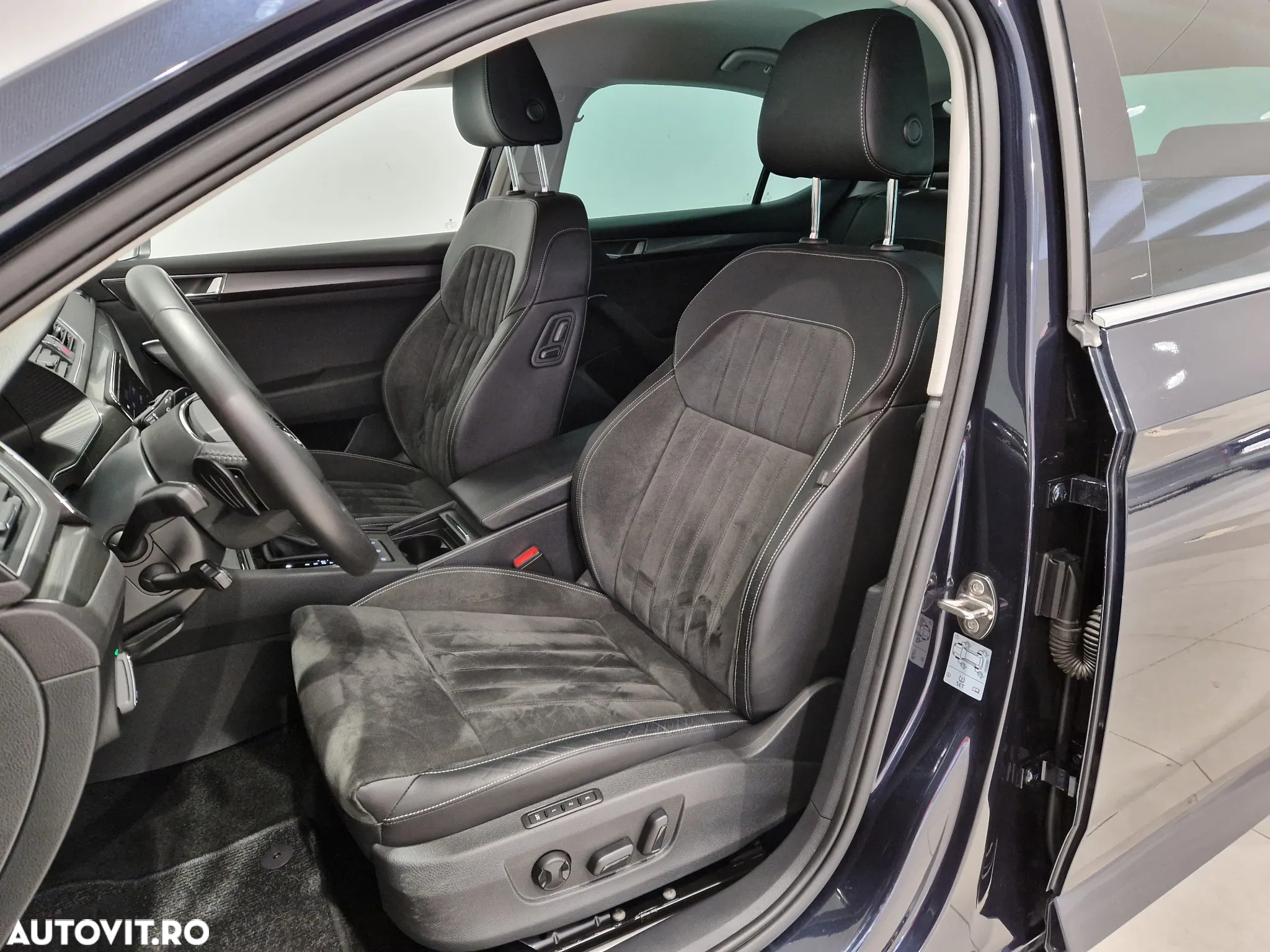Skoda Superb 1.4 TSI iV DSG Style - 11