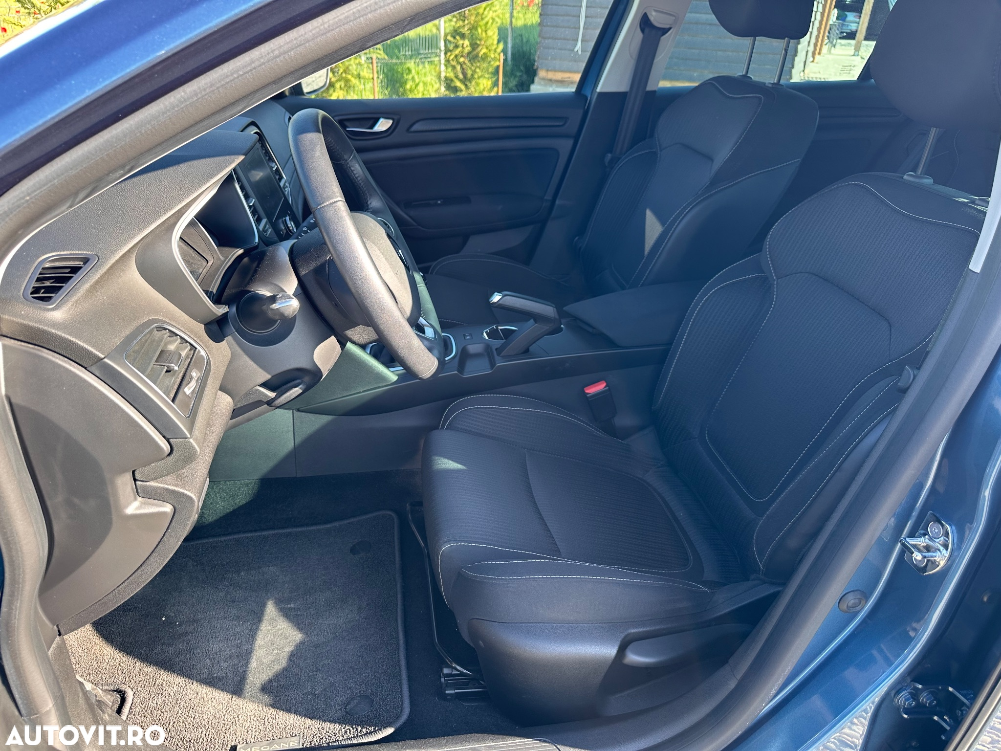 Renault Megane ENERGY TCe Business - 9