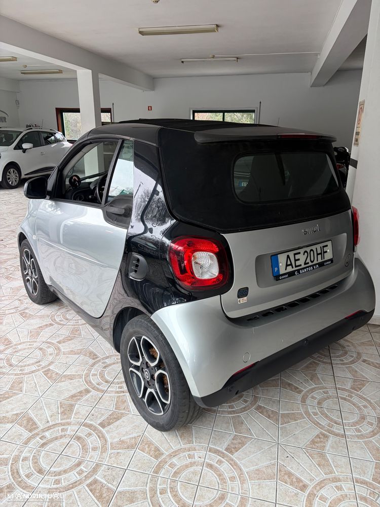 Smart Fortwo Cabrio EQ passion edition nightsky - 5