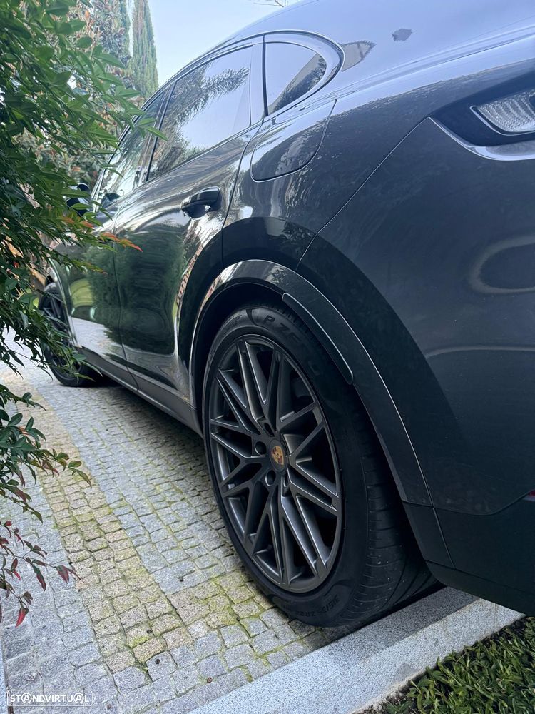 Porsche Cayenne Coupé E-Hybrid Tiptronic S Black Edition - 6
