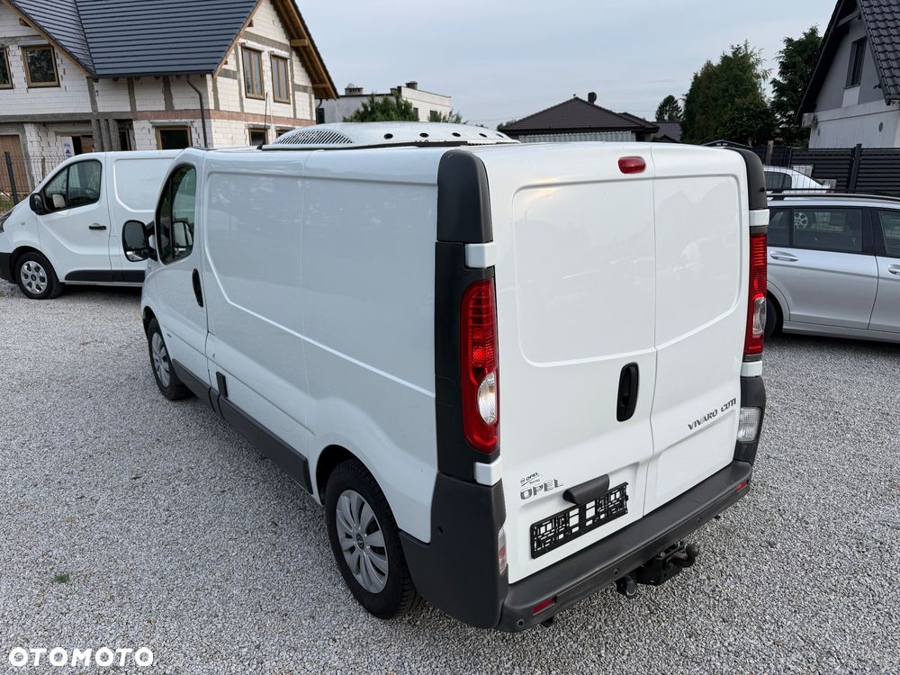 Opel Vivaro - 21
