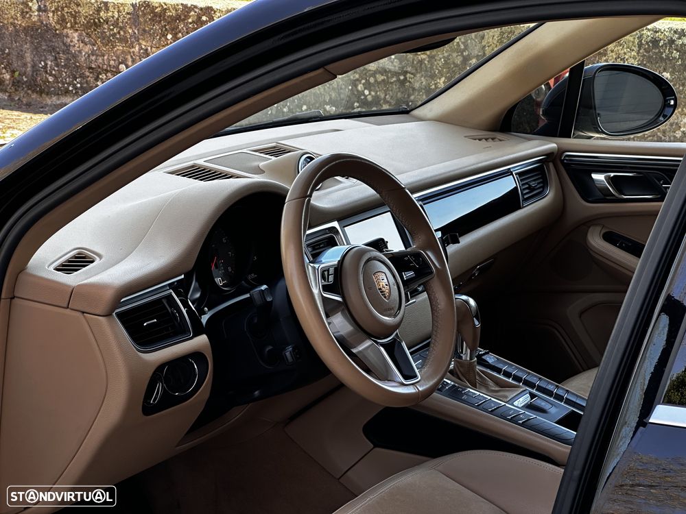 Porsche Macan S - 23