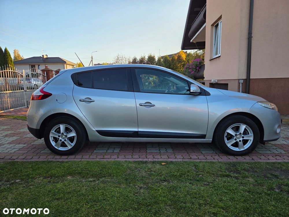 Renault Megane 1.6 16V Dynamique Euro5 - 26
