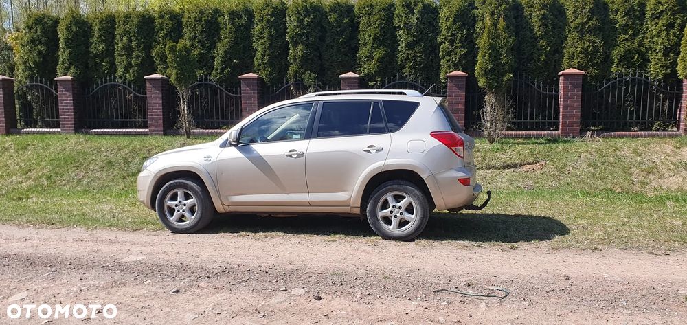 Toyota RAV4 2.2 D-4D X - 1