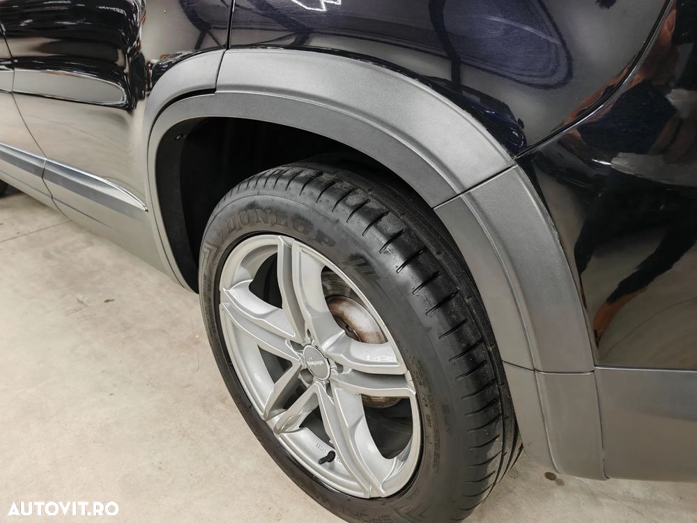 Volkswagen Tiguan 2.0 TDI 4Motion DSG BMT Sport & Style - 37