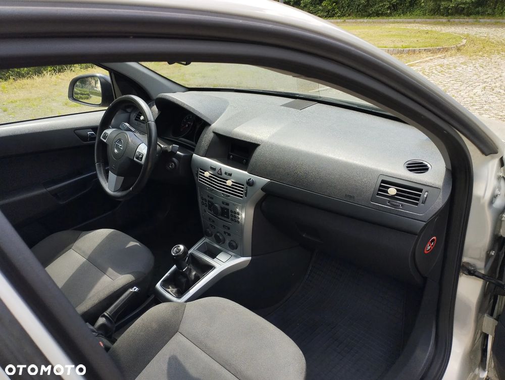 Opel Astra 1.4 Essentia - 7